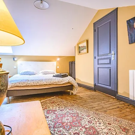 Apartment Commodore - 7 *